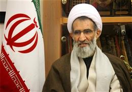 نماز دريايي عميق از فرصتهاست اگر انسان نتواند حرکت کند از مقصد جا ميماند